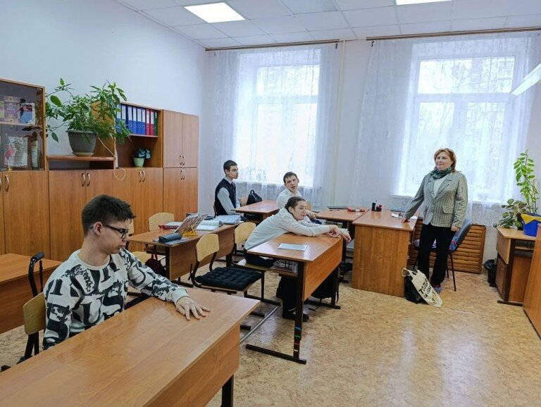 Адаптированное тестирование по методике Климова в школе-интернате: помогаем ребятам найти своё призвание!